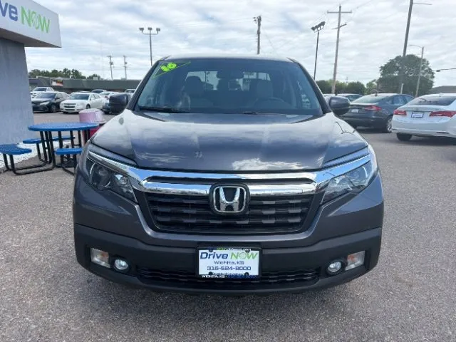 Honda Ridgeline photo 8