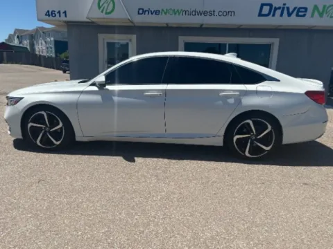 More photos of 2019 Honda Accord Sedan Sport 1.5T at Drive Now Wichita, KS