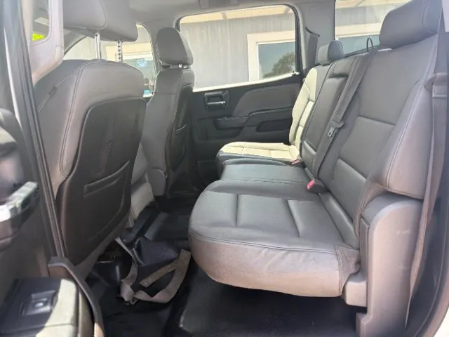 Chevrolet Silverado photo 10