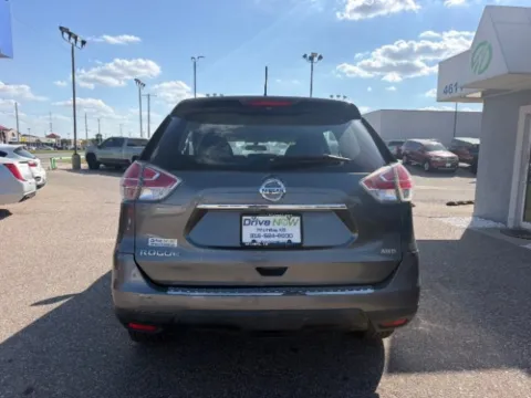 More photos of 2016 Nissan Rogue S at Drive Now Wichita, KS