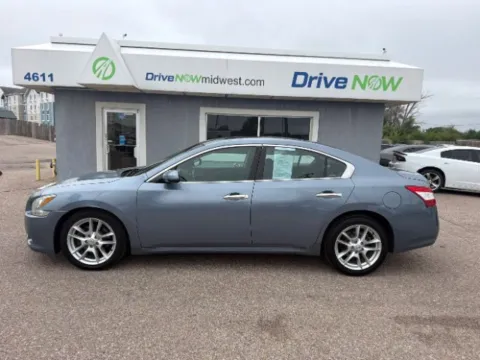 Photos of 2011 Nissan Maxima 3.5 S for sale in Wichita, KS at Drive Now Wichita