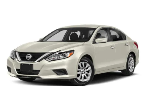 Gray 2018 Nissan Altima 2.5 SV for sale in Wichita, KS