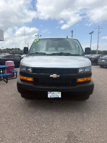 Chevrolet Express photo 8