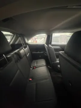 Red 2019 Toyota Highlander XLE for sale in Wichita, KS