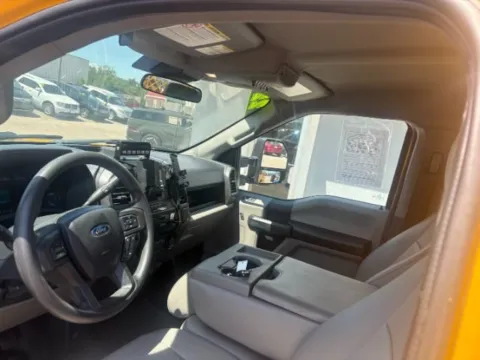 More photos of 2022 Ford Super Duty F-350 SRW XL XLT at Drive Now Wichita, KS