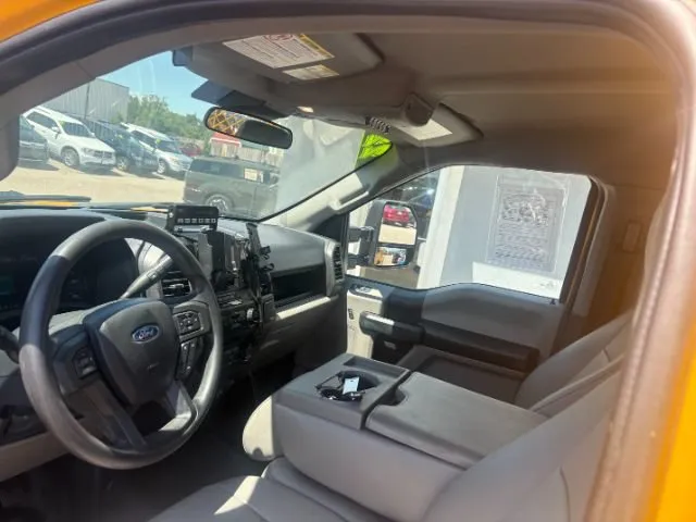 Ford F-350 photo 5