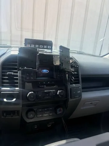 Ford F-350 photo 7