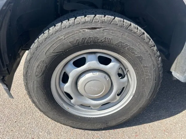 Ford F-150 photo 9