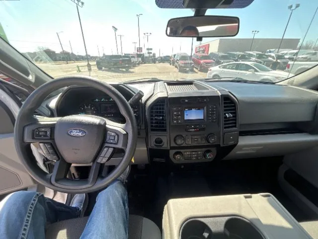 Ford F-150 photo 14
