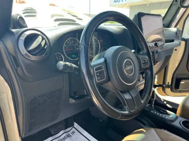 Jeep Wrangler photo 7