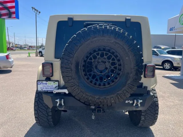 Jeep Wrangler photo 5