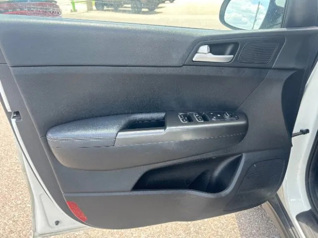 Kia Sportage photo 13