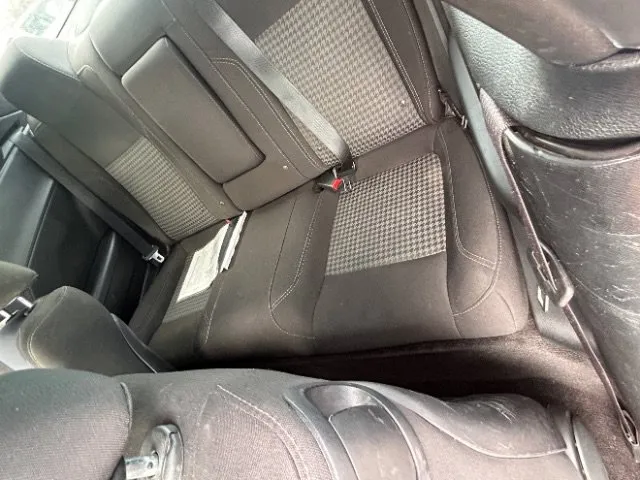 Dodge Challenger photo 9