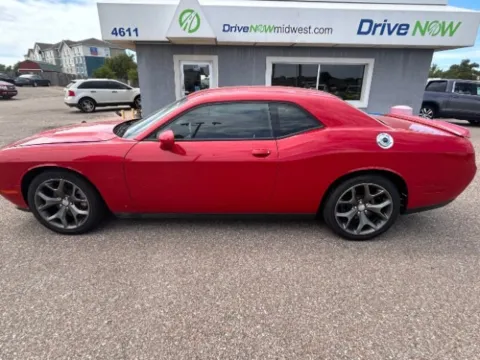 Red 2015 Dodge Challenger SXT for sale in Wichita, KS