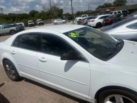 Photos of 2009 Chevrolet Malibu LS w/1LS for sale in Wichita, KS at Drive Now Wichita