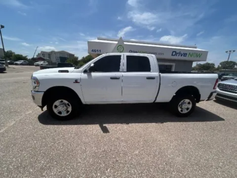 More photos of 2022 Ram 2500 Tradesman at Drive Now Wichita, KS