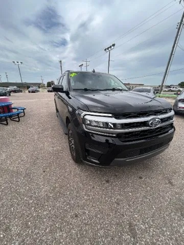 Ford Expedition MAX photo 2