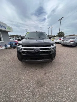 Black 2024 Ford Expedition Max XLT for sale in Wichita, KS