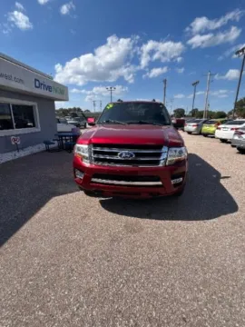 Red 2016 Ford Expedition Limited for sale in Wichita, KS