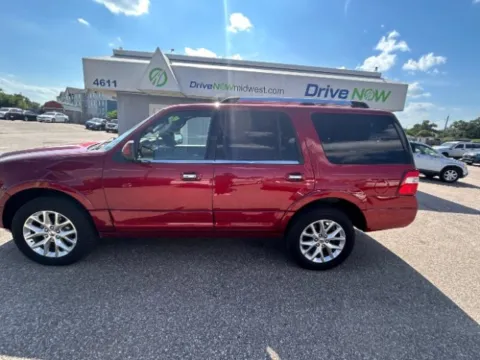 Photos of 2016 Ford Expedition Limited for sale in Wichita, KS at Drive Now Wichita