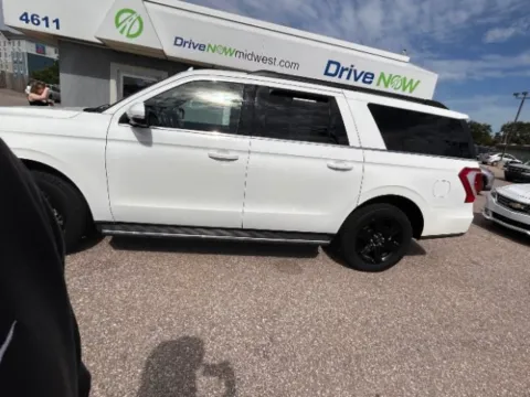 More photos of 2021 Ford Expedition Max XLT at Drive Now Wichita, KS