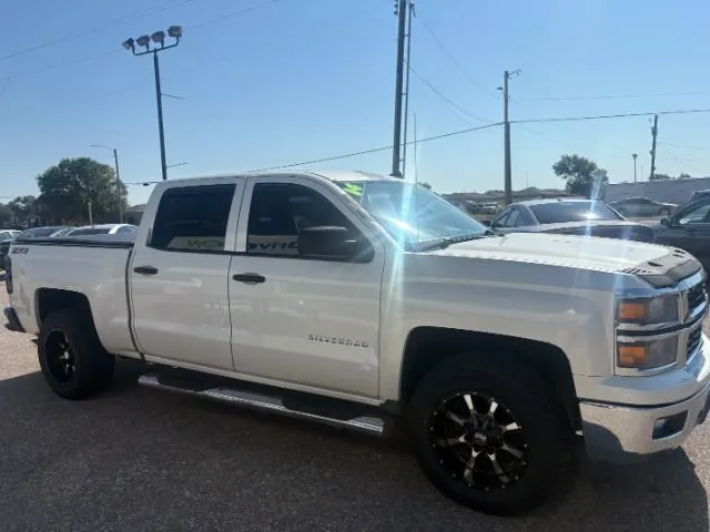 Chevrolet Silverado photo 7