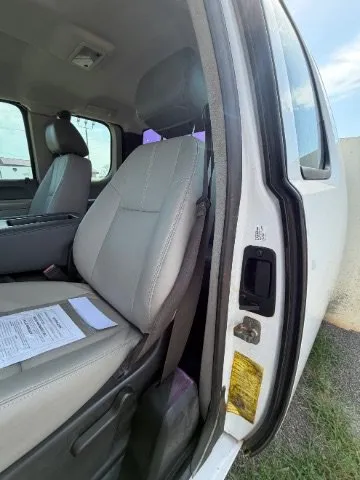 Chevrolet 3500HD photo 7