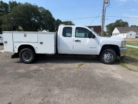 More photos of 2013 Chevrolet Silverado 3500 HD Work Truck at Drive Now Wichita, KS
