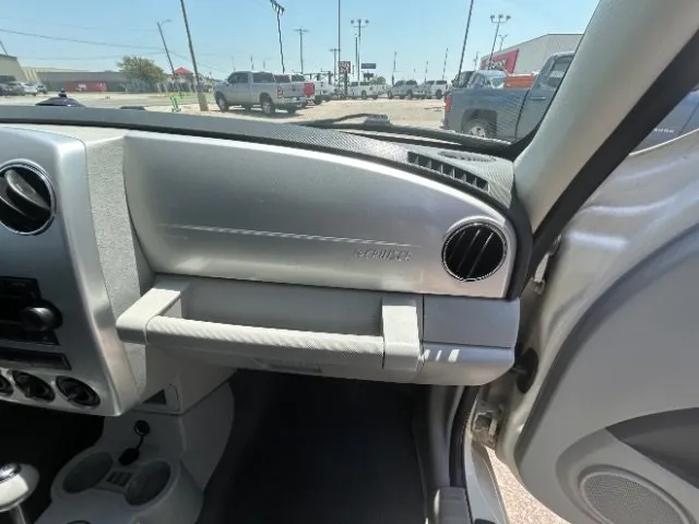 Chrysler PT Cruiser photo 11