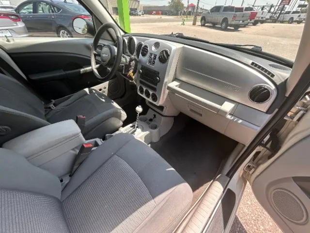 Chrysler PT Cruiser photo 10
