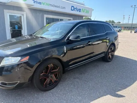 More photos of 2013 Lincoln MKT EcoBoost at Drive Now Wichita, KS