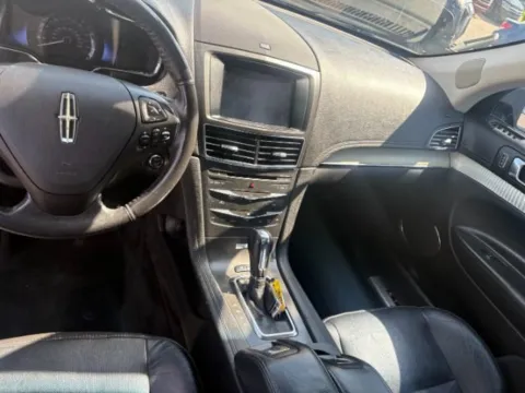More photos of 2013 Lincoln MKT EcoBoost at Drive Now Wichita, KS