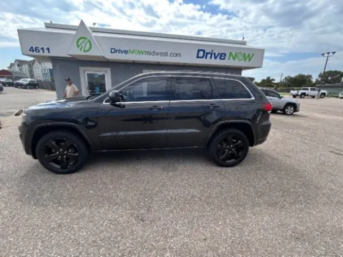 Another view of 2015 Jeep Grand Cherokee Altitude for sale in Wichita, KS at Drive Now Wichita