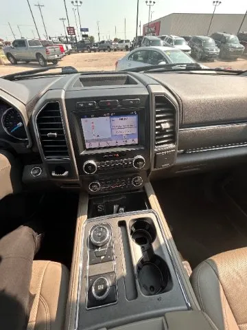 Ford Expedition MAX photo 16