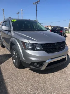 Silver 2018 Dodge Journey Crossroad for sale in Wichita, KS