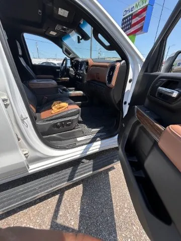 Chevrolet Silverado photo 8