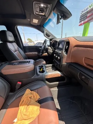 Chevrolet Silverado photo 9