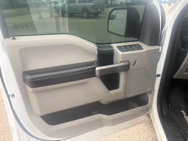 Ford F-150 photo 8