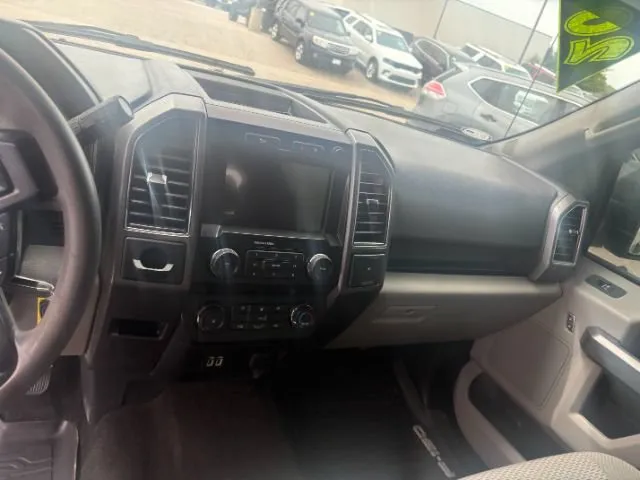 Ford F-150 photo 6