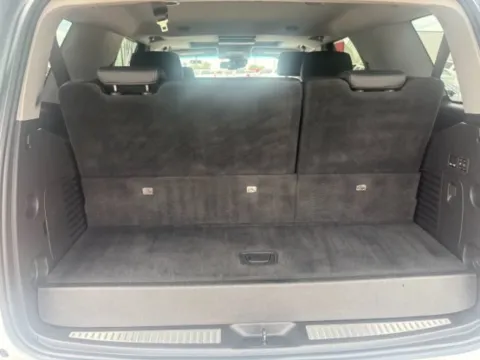 White 2019 GMC Yukon SLT for sale in Wichita, KS