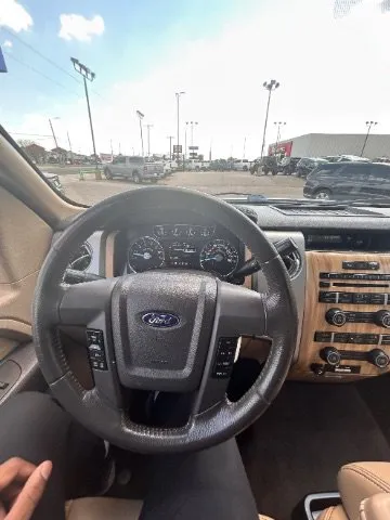 Ford F-150 photo 10