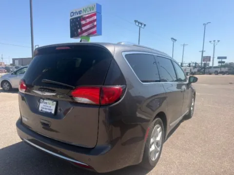 More photos of 2018 Chrysler Pacifica Touring L at Drive Now Wichita, KS