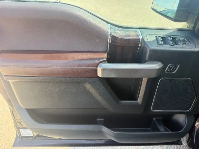 Ford F-150 photo 11