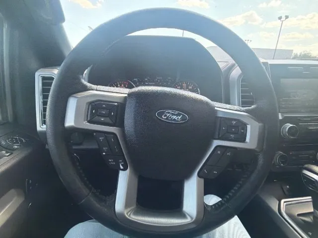 Ford F-150 photo 16