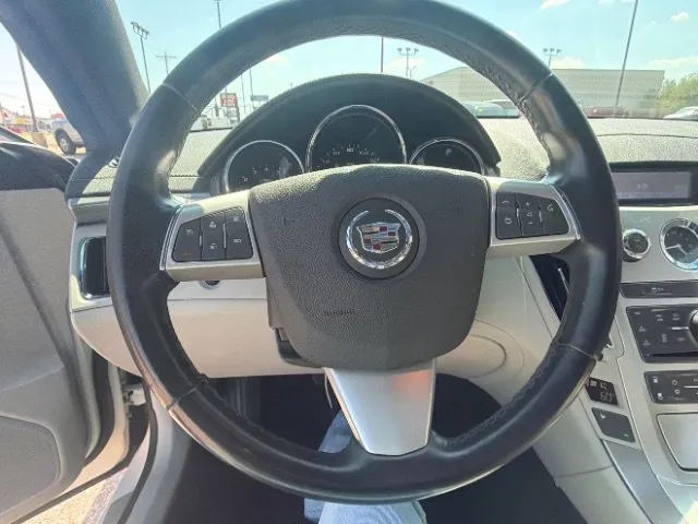 Cadillac CTS photo 12