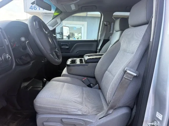 Chevrolet Silverado photo 10