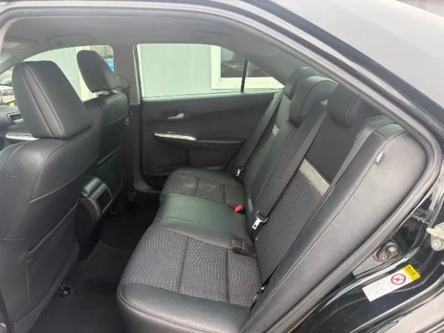Toyota Camry photo 8