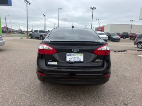 More photos of 2017 Ford Fiesta SE at Drive Now Wichita, KS