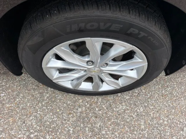 Chevrolet Malibu photo 14