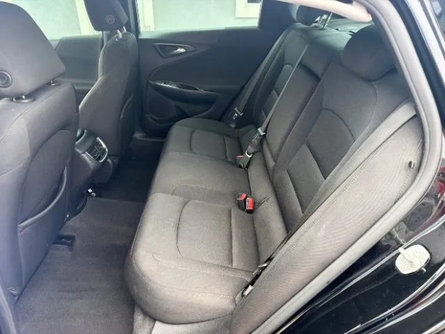 Chevrolet Malibu photo 9